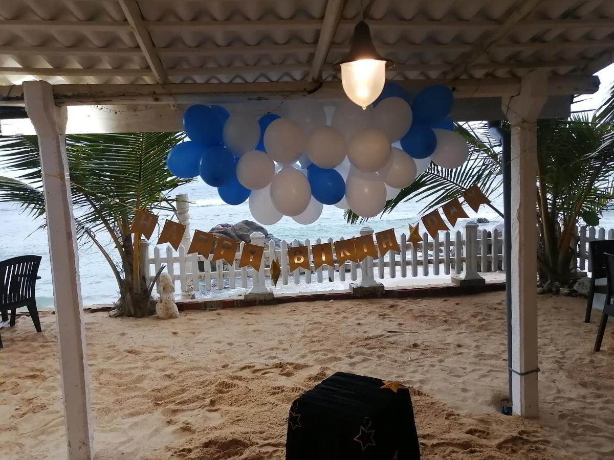 Happy Beach Villa Resort Unawatuna Exterior photo